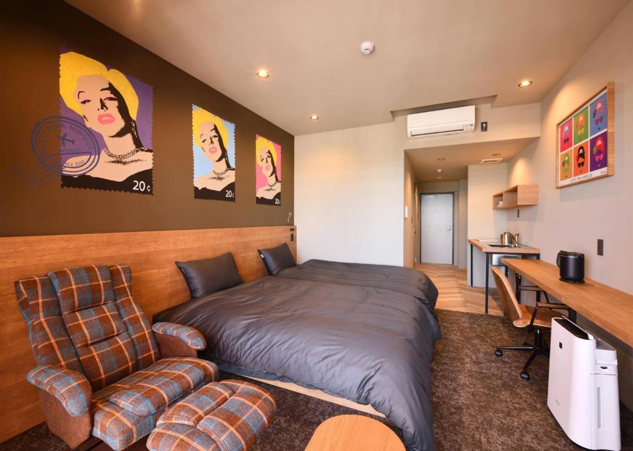 Hotel Pink Hibiscus Miyakojima  Екстериор снимка