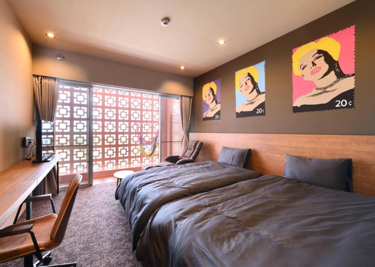 Hotel Pink Hibiscus Miyakojima  Екстериор снимка